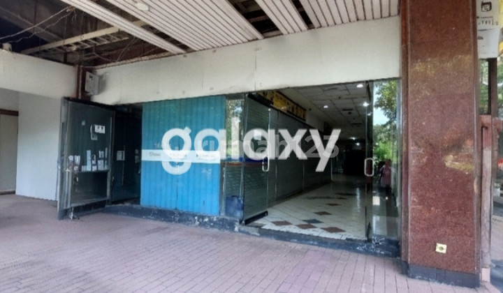 FOR SALE 2 GROUND FLOOR JMP STAND UNITS, SUITABLE FOR WAREHOUSE, STRATEGIC LOCATION