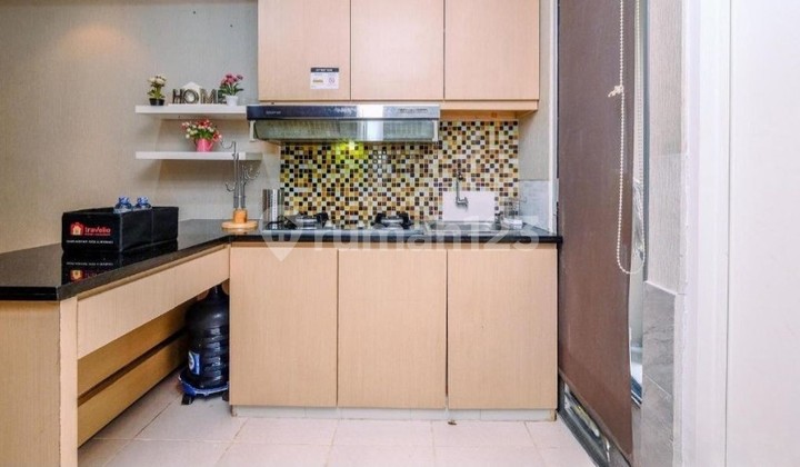 2BR Apartment in Kalibata City Tower Kemuning, 21st Floor with Basketball Court View 2
