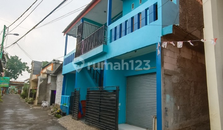 Bonus House for Rent with 2 Doors and Warung in Pulo Gebang Bonus House for Rent with 2 Doors and Warung in Pulo Gebang