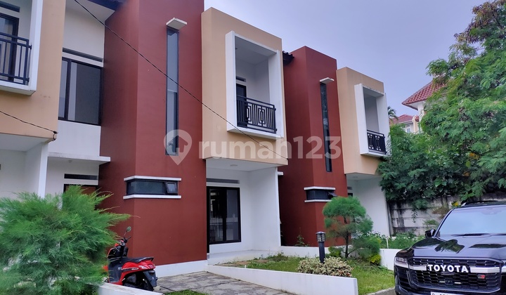 Dijual Rumah Baru di Tengah Kota. Dekat Kebun Raya Pusat Kuliner. Dekat Sekolah Rumah Sakit 1