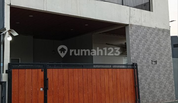 Rumah Villa Indah Permai, 2 Lantai, Bagus & Siap Huni 2