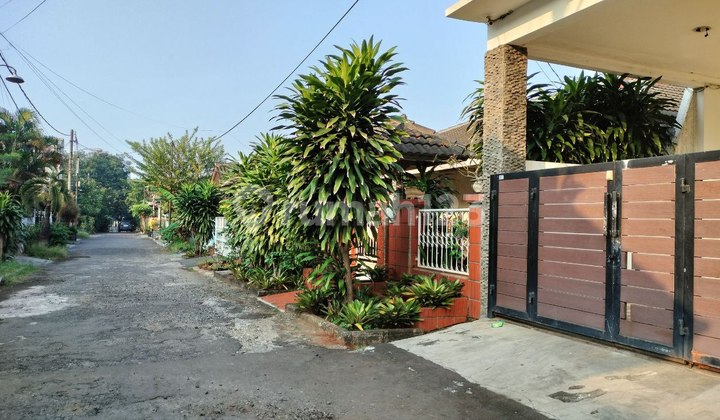 Rumah Di Arjuna Galaxy 2 Lantai Siap Huni, Aman Dan Tenang 2