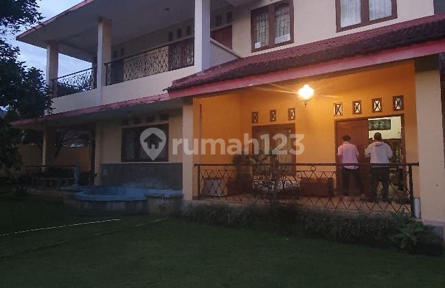 Vila Nyaman, Luas & Istimewa di Cisarua Puncak