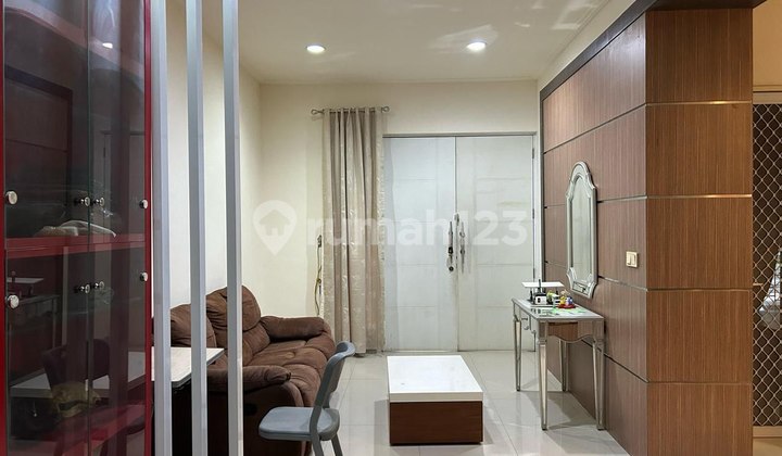 A Modern and Move-In Ready Home in Victoria Garden 2