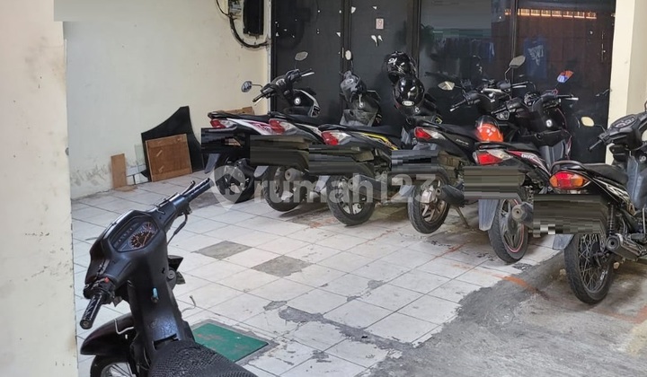 Boarding House on Jl. Jelambar Barat (Size 9.5x20 m) 2