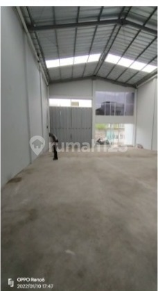 Gudang Jl.1 Maret (Ukuran 200 m) Gudang Jl.1 Maret (Ukuran 200 m)