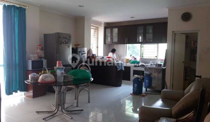 Ruko Green Court (Ukuran 6x17 m) Ruko Green Court (Ukuran 6x17 m)