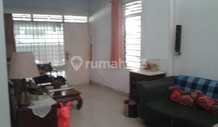 Rumah Tebet Dalam (Ukuran 9x15 m) Rumah Tebet Dalam (Ukuran 9x15 m)