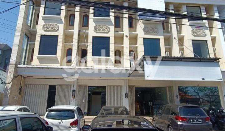 3-STOREY LINKED SHOP HOUSE SUNSET ROAD SEMINYAK LEGIAN BADUNG, BALI
