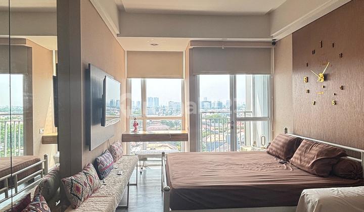 For Rent Premium Arandra Apartment with Private Elevator Low Floor Fully Furnished