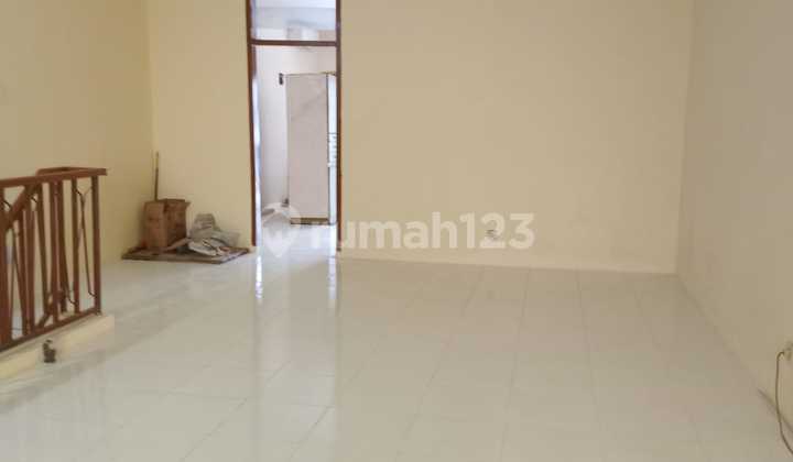 For Rent: Affordable Greenville Shop House Ready to Use, Main Road, Near Residential Area. 2