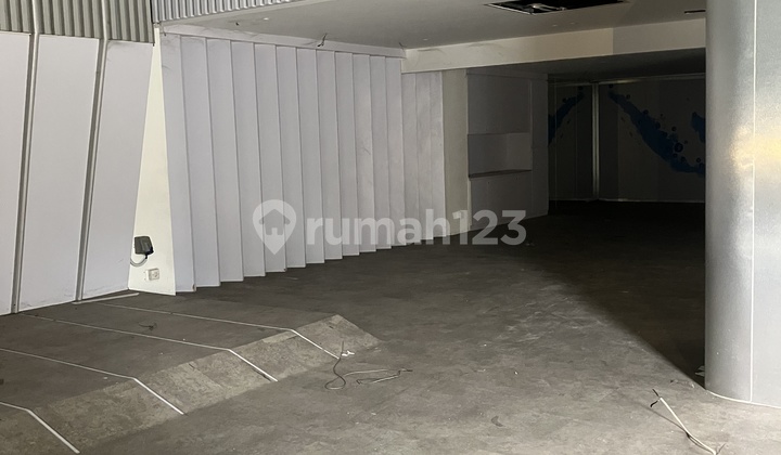 For Sale Ready-Made Club House Building Super Utama Main Road Strategic West Jakarta The Only One.