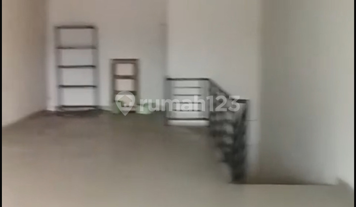 Disewakan Ruko Utk Usaha Jak Pus Posisi Ramai Bagus Utk Laundry 1
