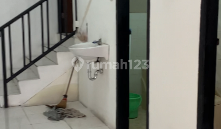 For Rent: Roadside Shophouse Suitable for Office, Ready to Use For Rent: Roadside Shophouse Suitable for Office, Ready to Use