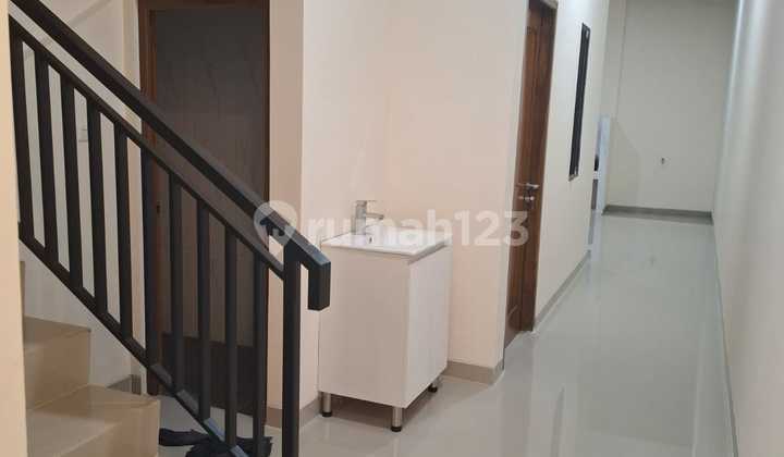 Dijual Rumah Baru Jadi Tanjung Duren Siap Huni Posisi Favorit Dijual Rumah Baru Jadi Tanjung Duren Siap Huni Posisi Favorit