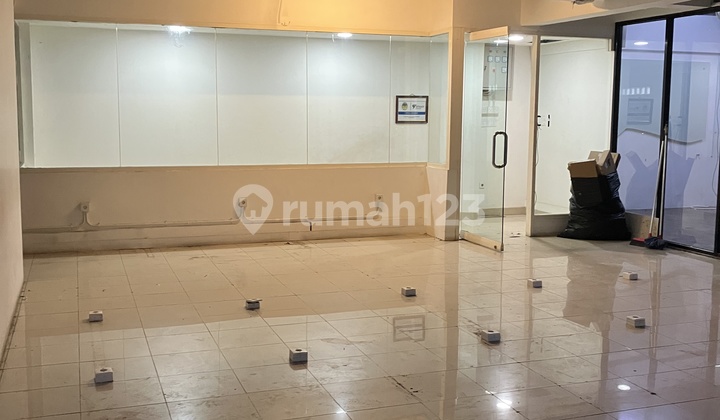 Disewakan Ruko Luas Bagus Jalan Raya Panjang Cocok Showroom 1
