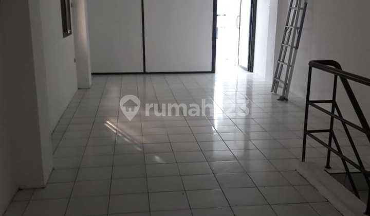 For Sale: Shop House in Prime Position on 4-Lane Main Road 2