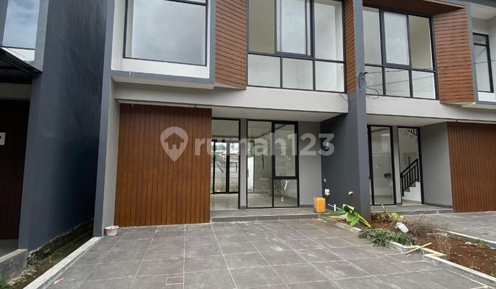 Rumah Baru Modern Dekat Akses 3 Tol di Pusat Kota Bandung