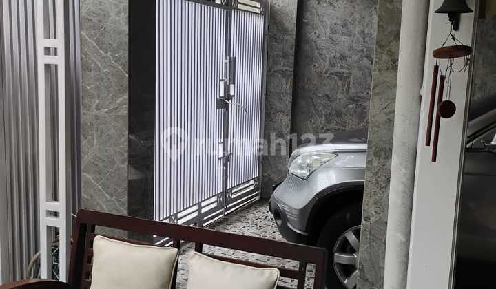 Rumah Semi Furnished Terawat di Turangga Kota Bandung 2