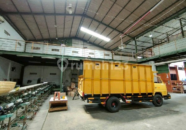 Dijual Gudang Akses Fusso Strategis di Mainroad Solokan Jeruk Majalaya