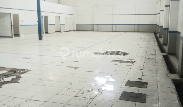 Sewa.ex Showroom.di.mainroad.soeta.