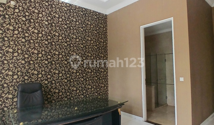 Rumah.lux Fully Furnished.di.singgasana 2