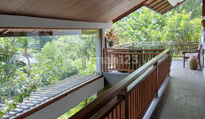 Villa di Resor Dago Pakar