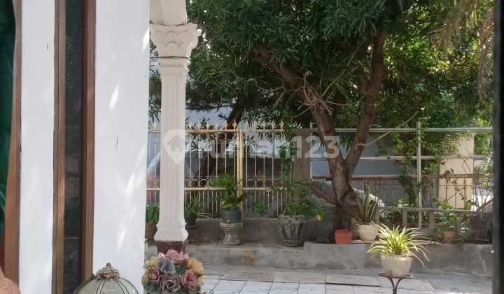 Cheapest Hook House, Spacious in Harapan Indah 1 Bekasi 2