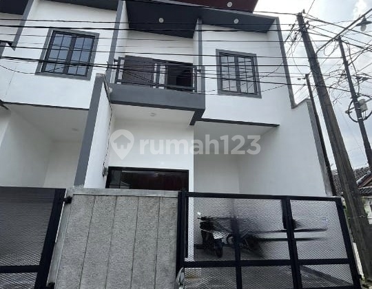 Dijual Rumah Baru Strategis Siap Huni Minimalis di Harapan Indah Bekasi Dijual Rumah Baru Strategis Siap Huni Minimalis di Harapan Indah Bekasi