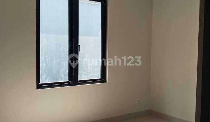 For Sale Cheapest House at a Loss in Asera Cluster Harapan Indah Bekasi 2