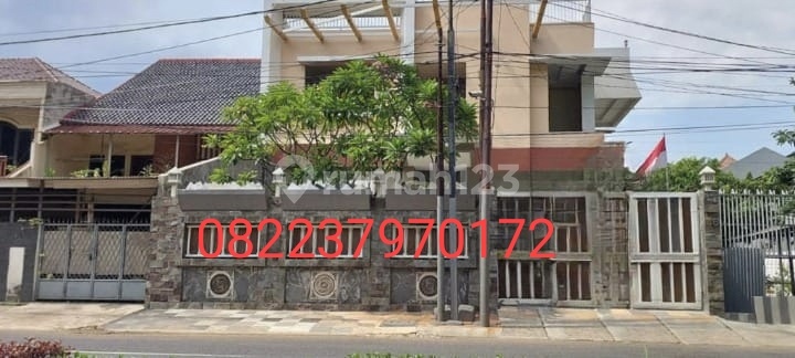 Termurah Rumah Hoek 3 Lantai di Malaka Country Estate Pondok Kopi Jakarta Timur