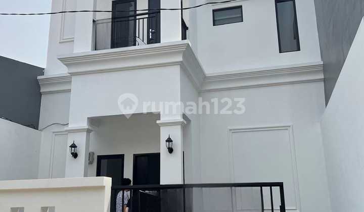 Rumah Cantik Baru di Harapan Indah Bekasi