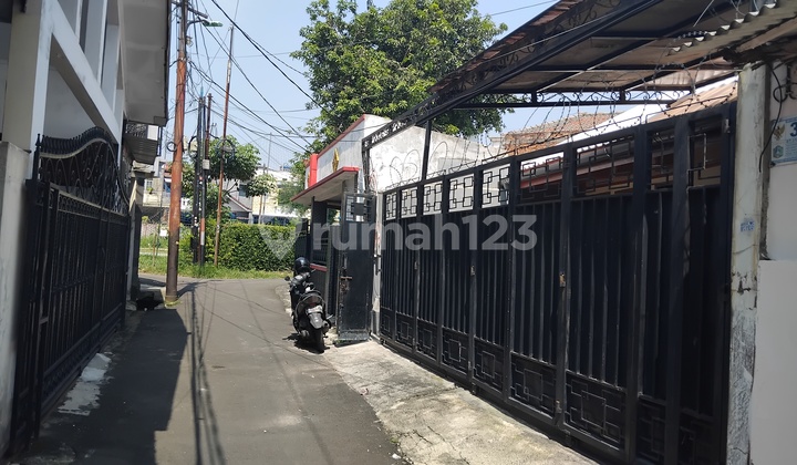Rumah Lingkungan Komplek Di Cipinang 2
