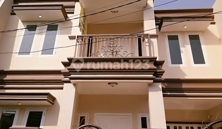 Rumah Bagus Lingkungan Komplek Abadi Duren Sawit  1