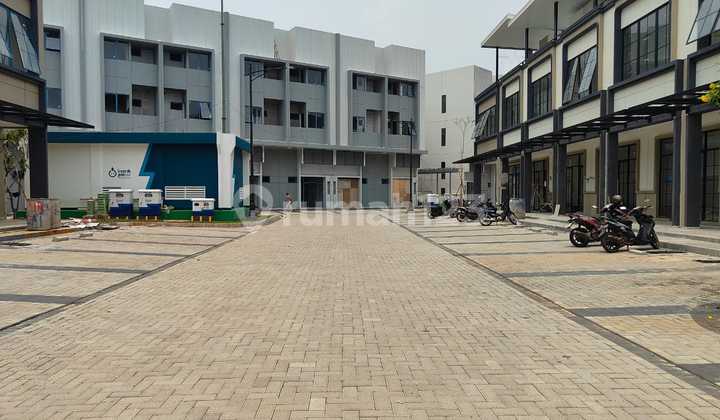 For Rent: Excellent Shop House Ready for Use, Premium Location in Digading Serpong, Northeast Facing, Bustling Area