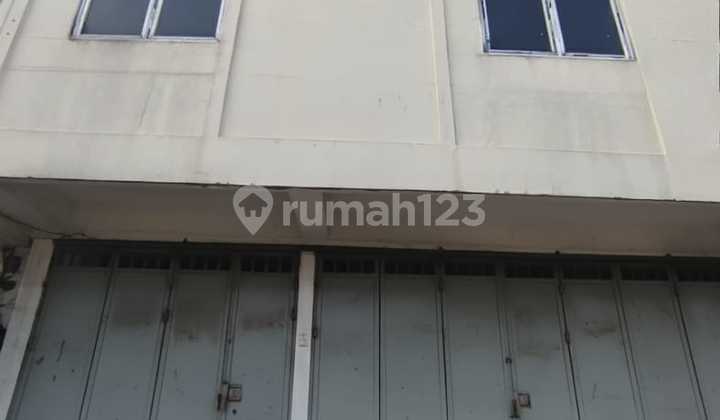 Ruko Komersial dengan Lokasi Strategis dan Ramai di Jakarta Pusat