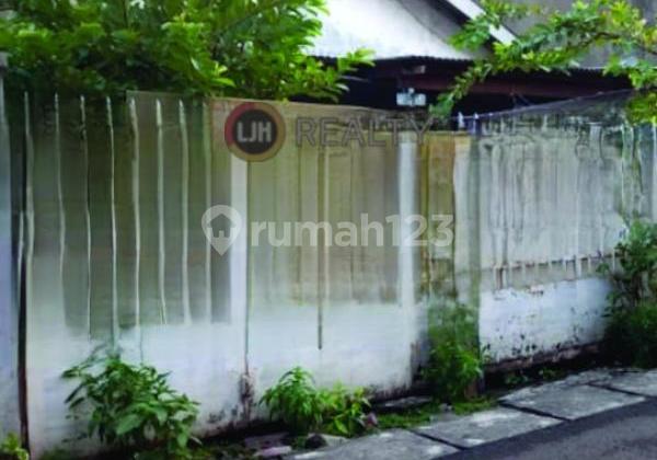 RUMAH KOST Lokasi Strategis dekat dari Jalan Raya, Grogol, Jakarta Barat