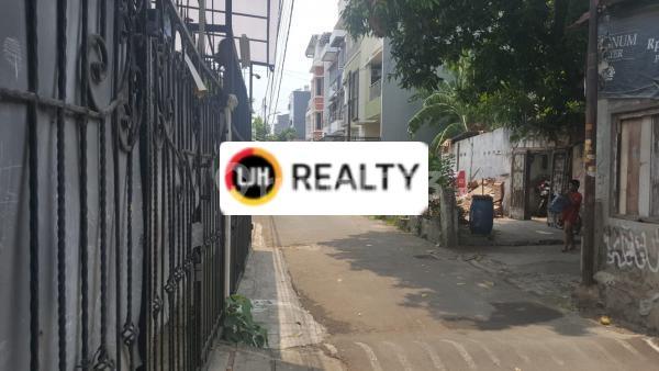 Rumah Tua Hitung Tanah Cocok Untuk di Bangun Cluster Hunian Lokasi Strategis dan Nyaman 2