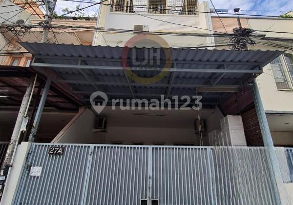 jual rumah minimalis  lokasi strategis. Tomang, Jakarta barat  1