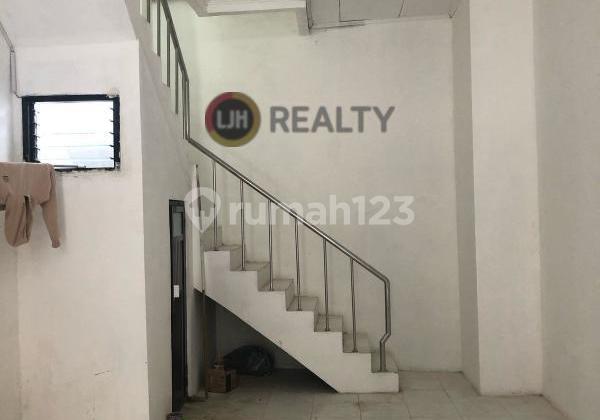 RUKO 5 Lantai Lokasi Strategis dekat Jalan Raya, Grogol, Jakarta Barat 2