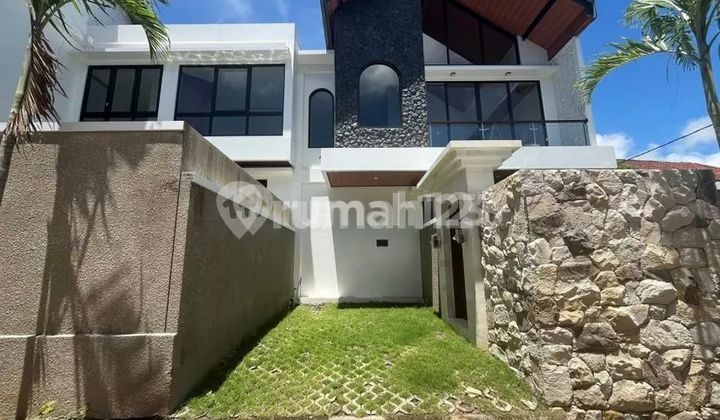 Villa Baru Modern Tropis Ready dengan Fasilitas Resort At Samani Village Pecatu