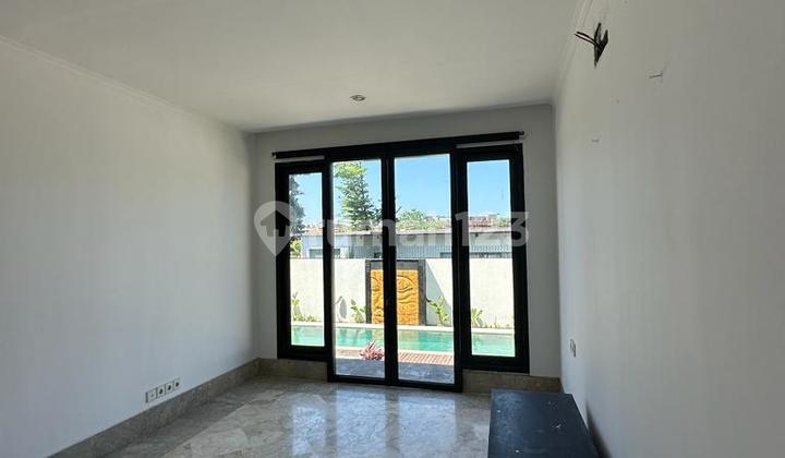 Villa Ready 3 Bedroom Berawa Beach, Canggu Bali 2
