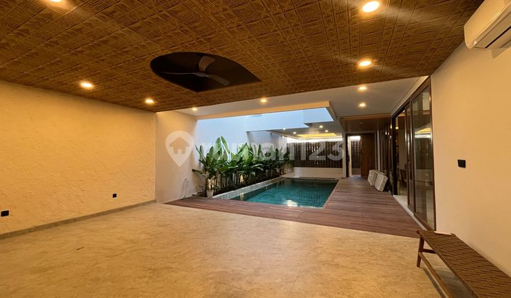 Tropical Modern Villa Strategically Located Just 2 Minutes to Atalah Beach Club 2