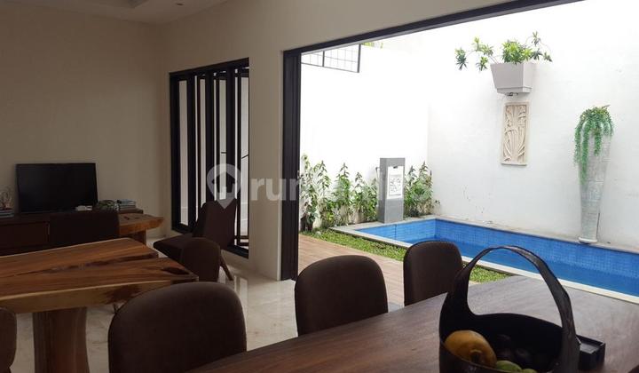 Luxury Minimalist Villa Design in Jimbaran, Bali with Swimming Pool 2