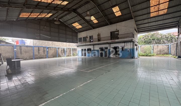 Gudang Ruang Usaha Pondok Gede Bekasi
