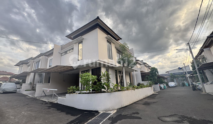 New House in TMII Complex