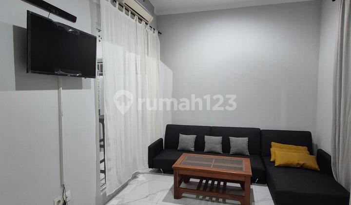 Selling Corner House in Malibu Village Cluster, Paramount Land, Tangerang 2