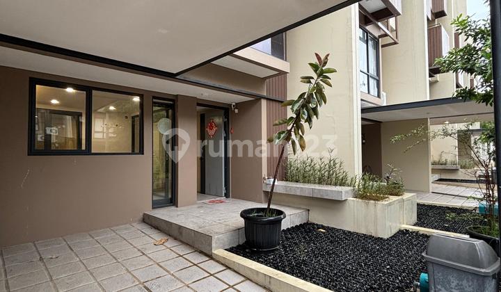 House for Sale Tabebuya BSD Cluster Impresahaus R Full Furnished 2