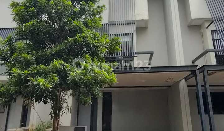 For Rent 3.5-Story Fully Furnished House in Tabebuya BSD, Impresahaus For Rent 3.5-Story Fully Furnished House in Tabebuya BSD, Impresahaus