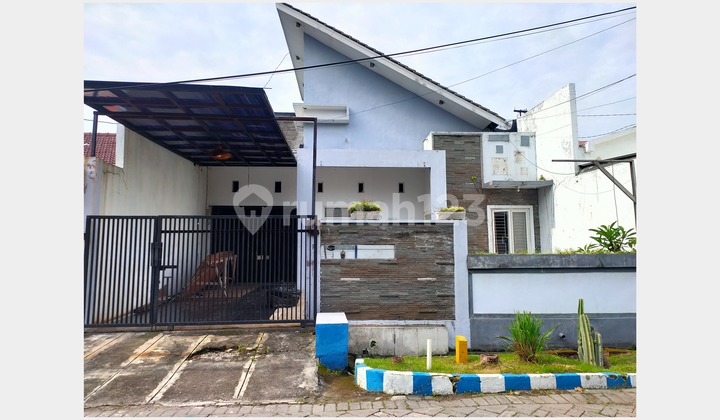 Price Drop 300M! Land-Based House in Rungkut Mejoyo Selatan Near Ubaya, Ideal for Boarding House, Land Area 229M² with SHM 2